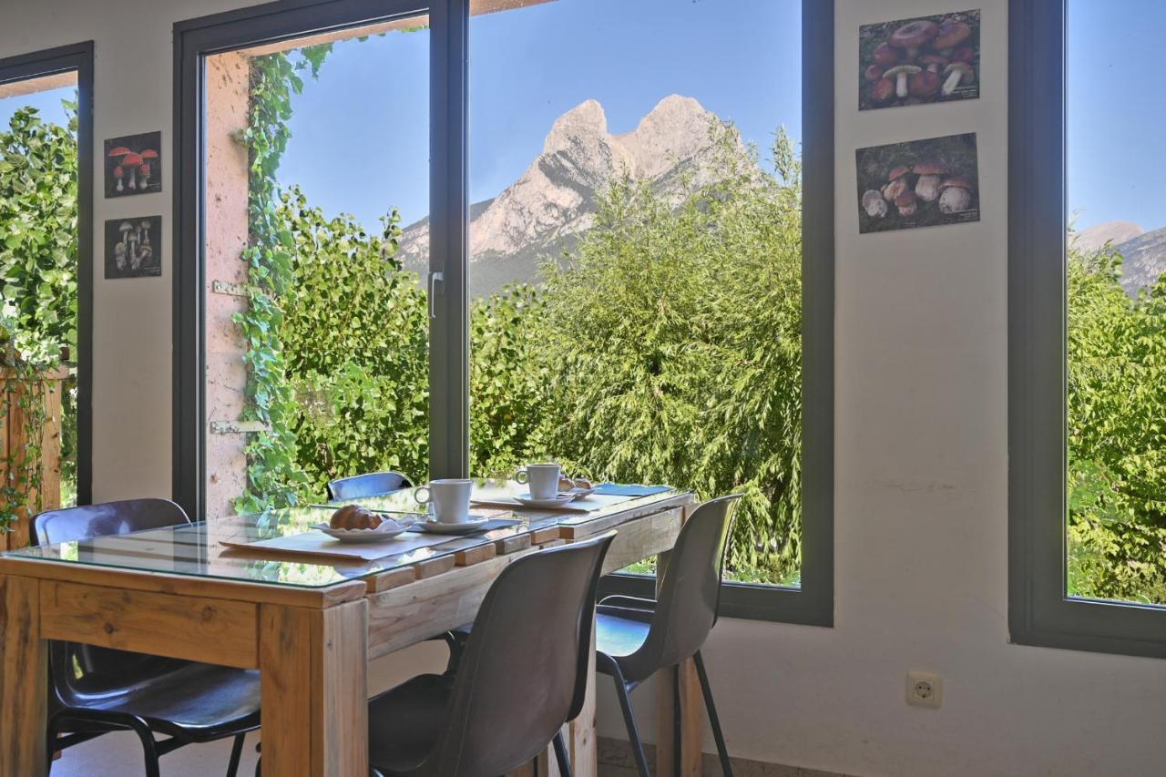 Bungalows Del Camping Pedraforca Saldes Exterior photo